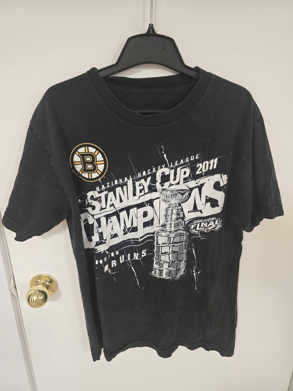 Boston Bruins 2011 Stanley Cup Champions Black T-Shirt